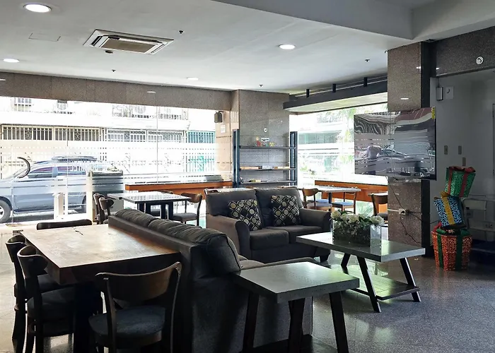 Hotel Cara Celine Dormtel By Reddoorz Near Taft Manila