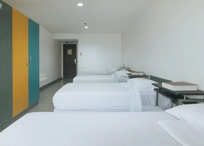 Hotel Cara Celine Dormtel By Reddoorz Near Taft Manila