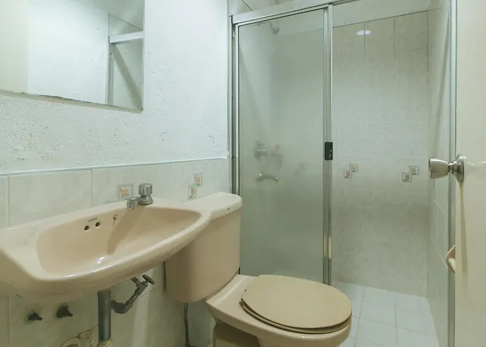 Cara Celine Dormtel By Reddoorz Near Taft Hotel