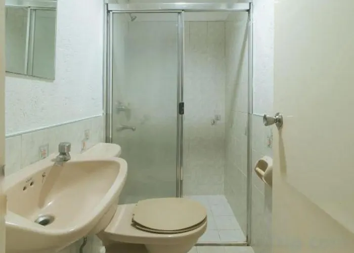 Cara Celine Dormtel By Reddoorz Near Taft Hotel