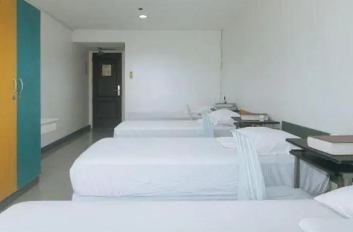 Cara Celine Dormtel By Reddoorz Near Taft Manila