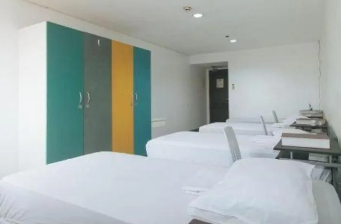 Hotel Cara Celine Dormtel By Reddoorz Near Taft Manila