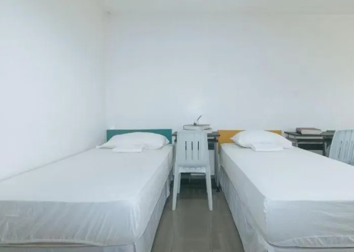 Cara Celine Dormtel By Reddoorz Near Taft Hotel *